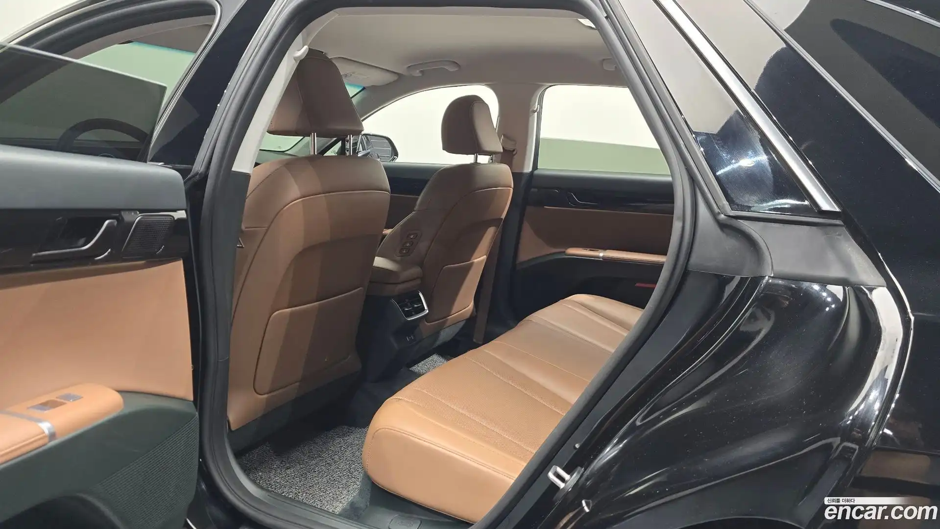 Grandeur Hyundai 2024.7-OPTION-015
