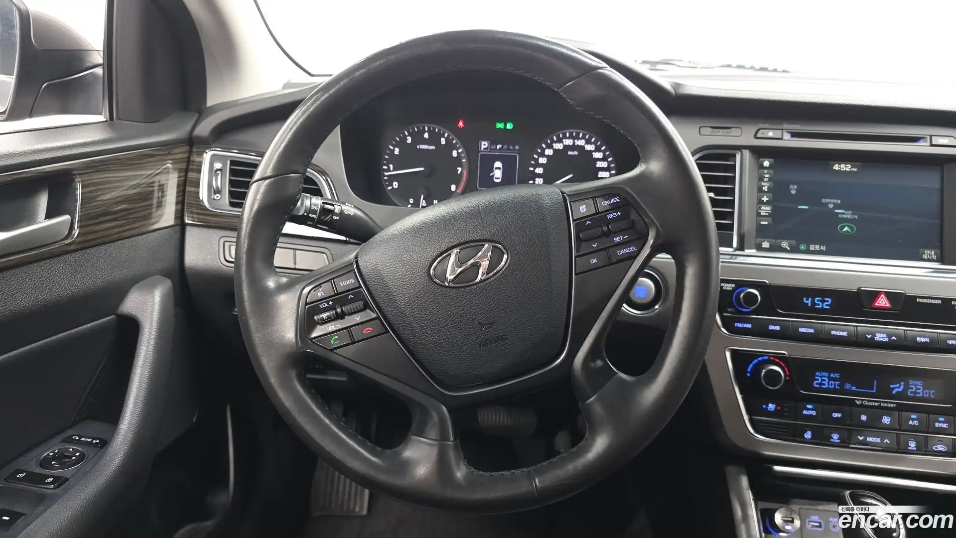 Sonata Hyundai 2017.1-OPTION-016