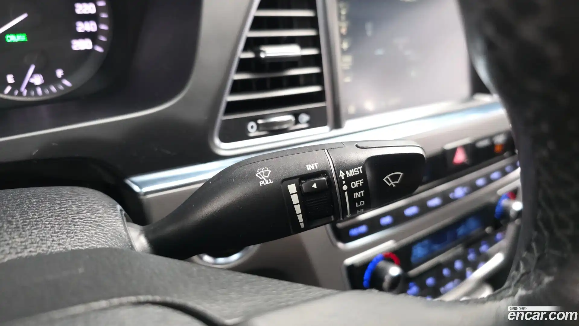 Sonata Hyundai 2017.1-OPTION-022