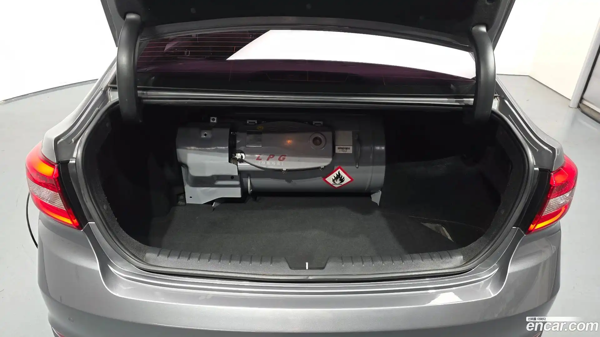 Sonata Hyundai 2017.1-OPTION-040