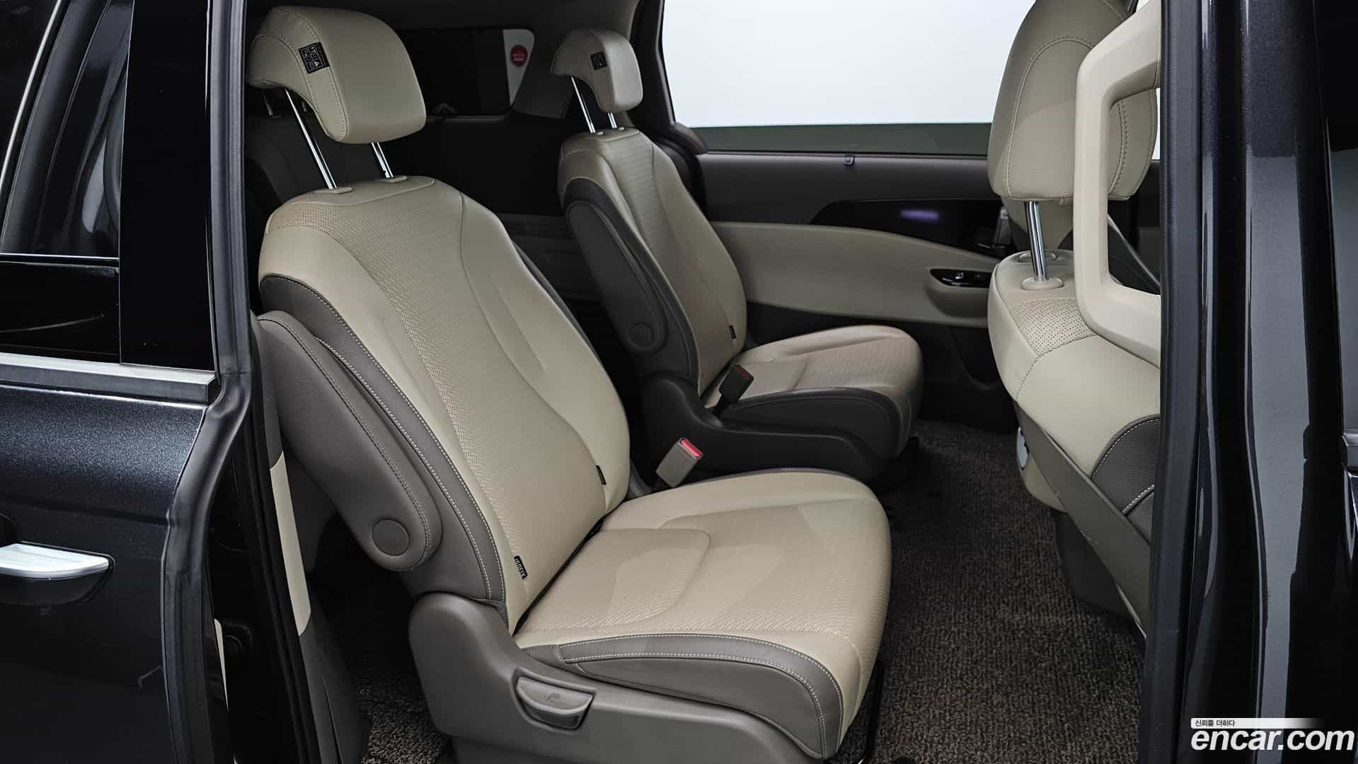 Canival Kia 2023.4-OPTION-015