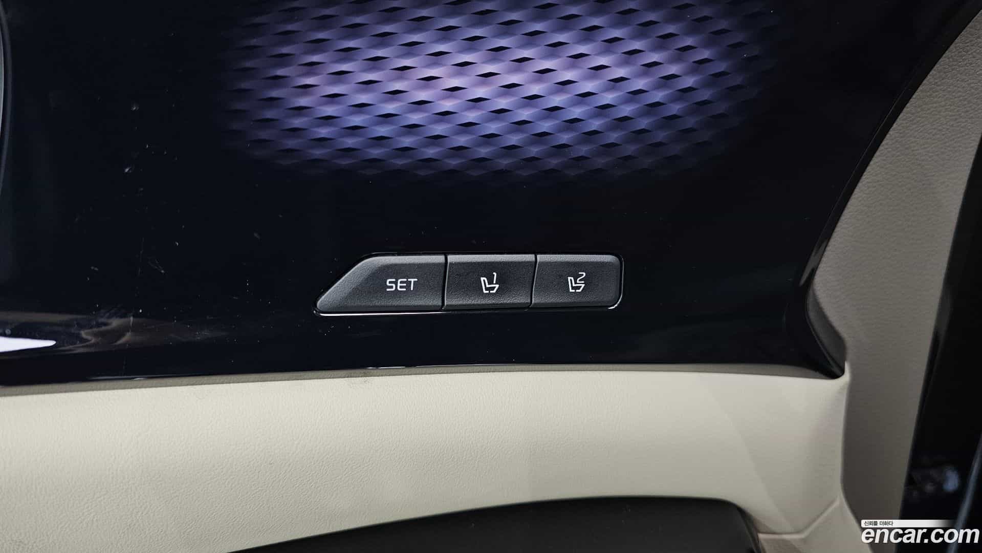 Canival Kia 2023.4-OPTION-020