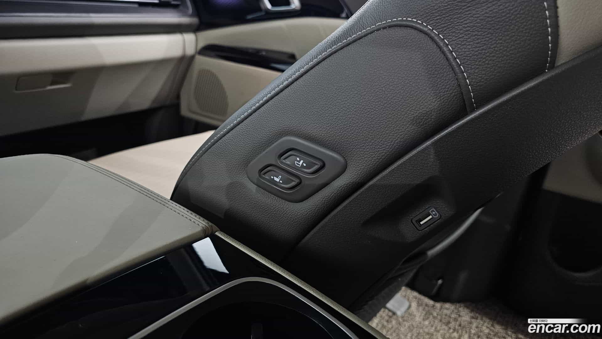 Canival Kia 2023.4-OPTION-021