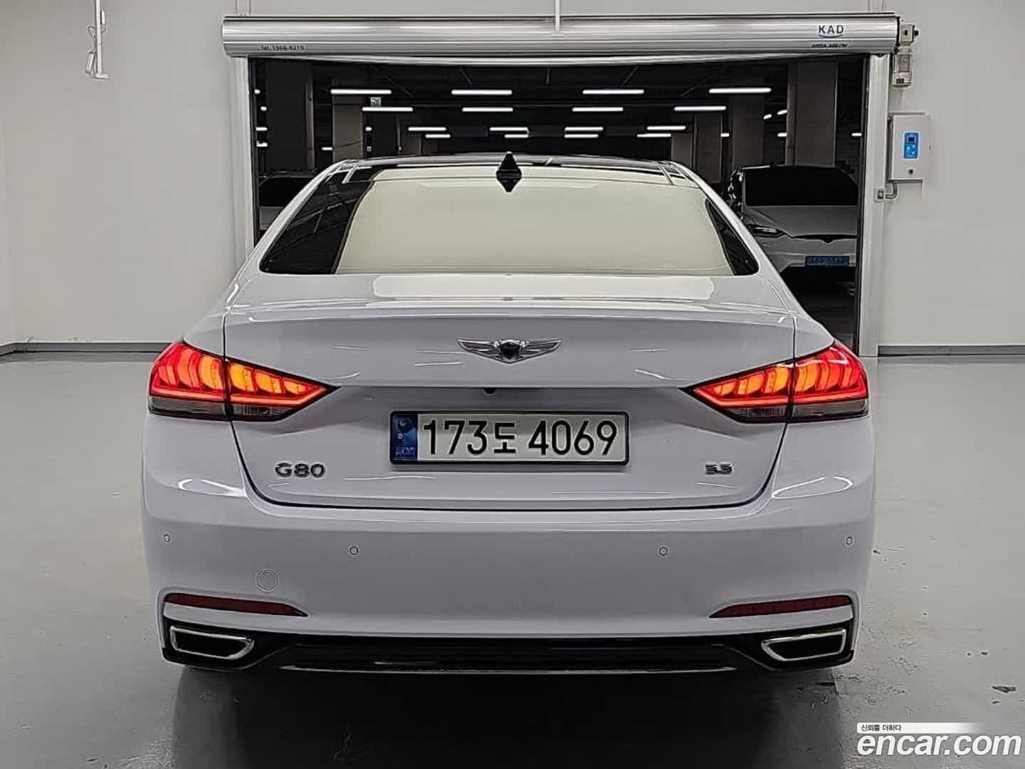 G80 Genesis 2017.8-OUTER-004