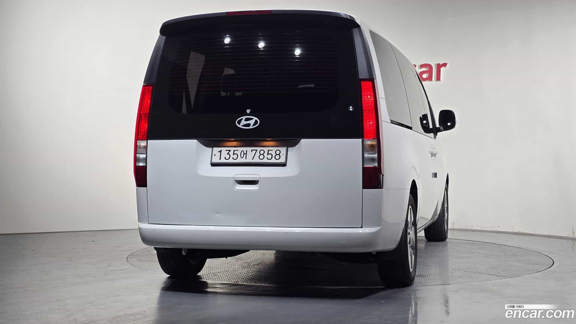Staria Hyundai 2024.6-OUTER-004