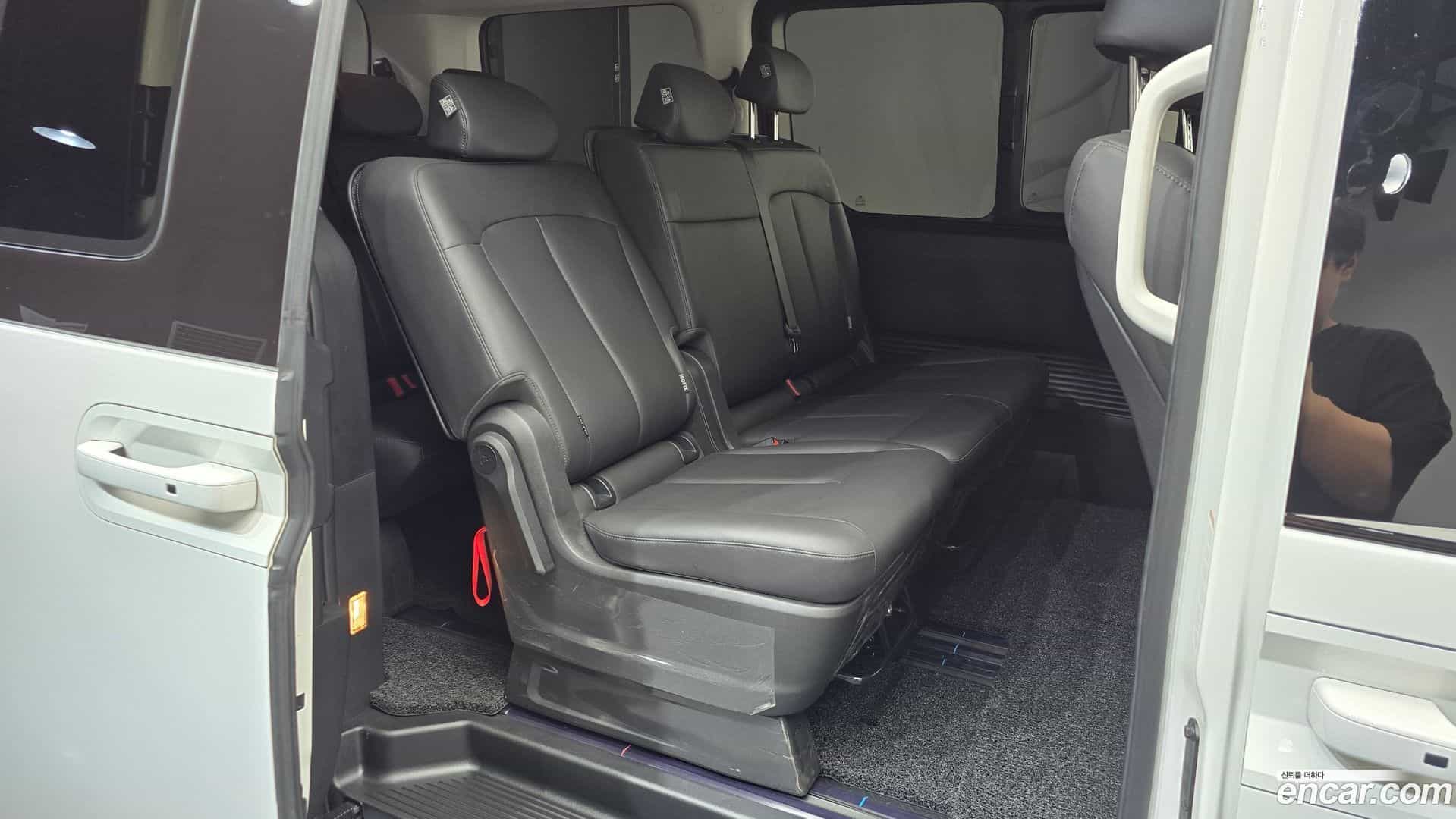 Staria Hyundai 2024.6-OPTION-015