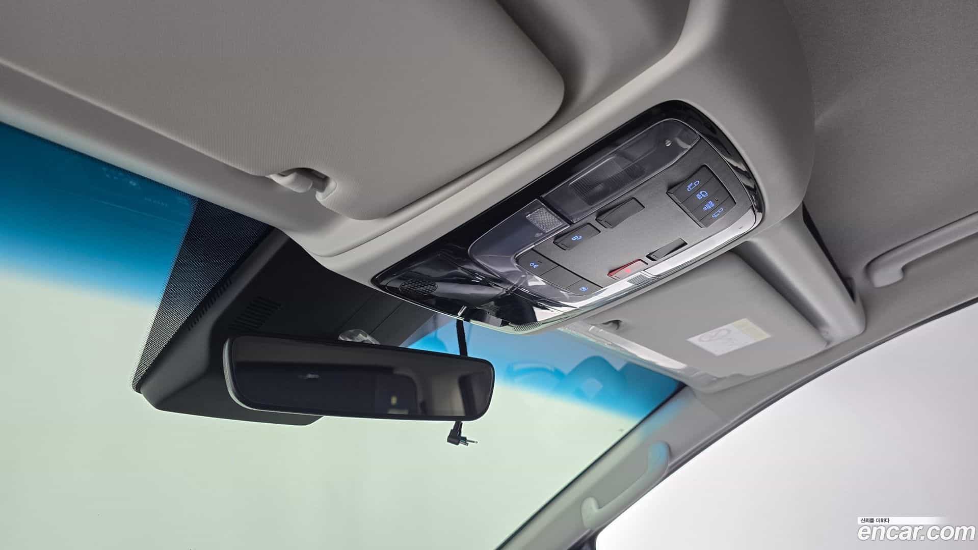 Staria Hyundai 2024.6-OPTION-024