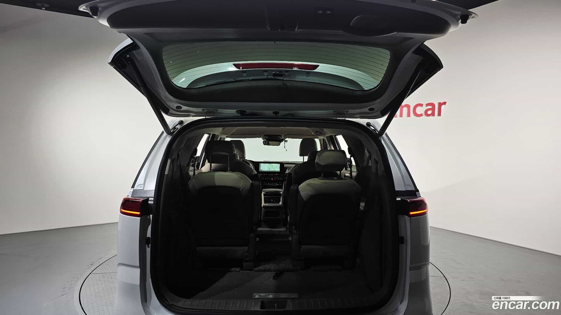 Canival Kia 2023.4-OPTION-021