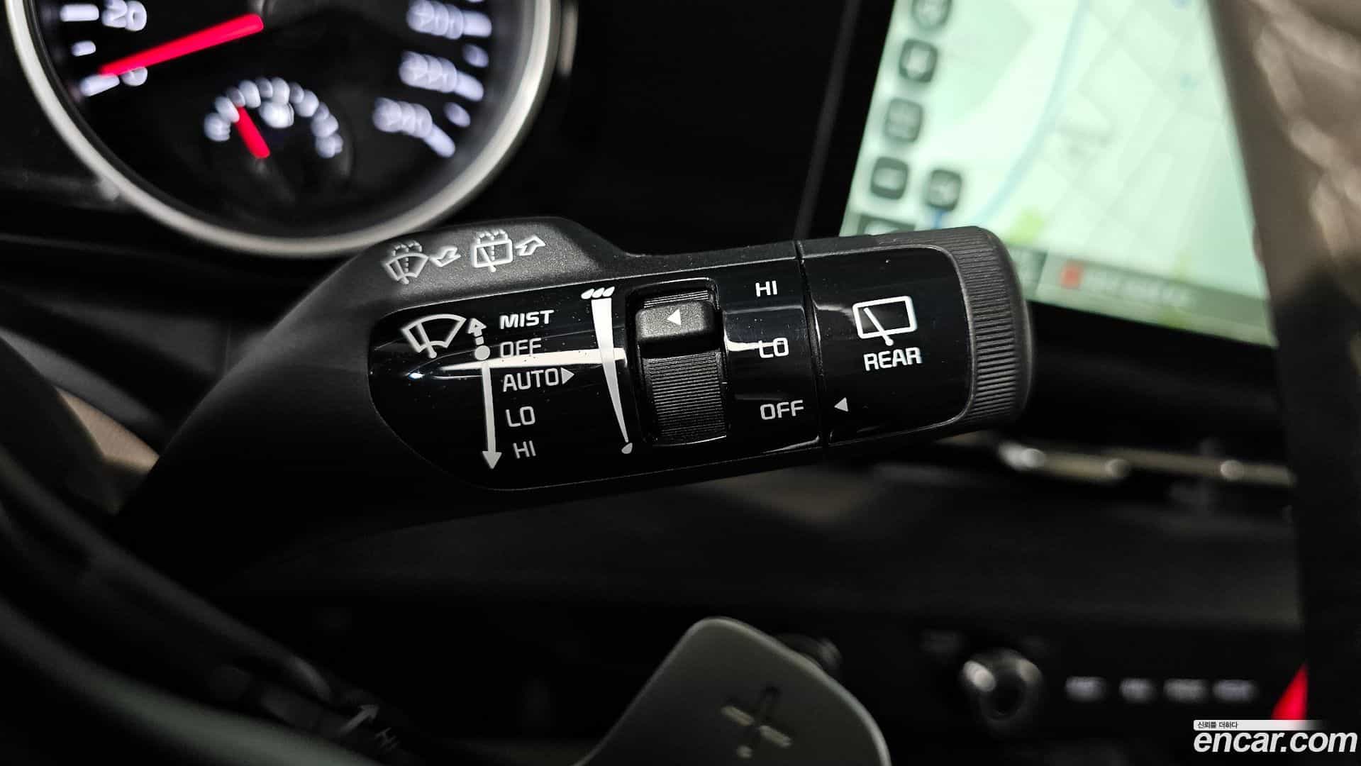 Canival Kia 2023.4-OPTION-024