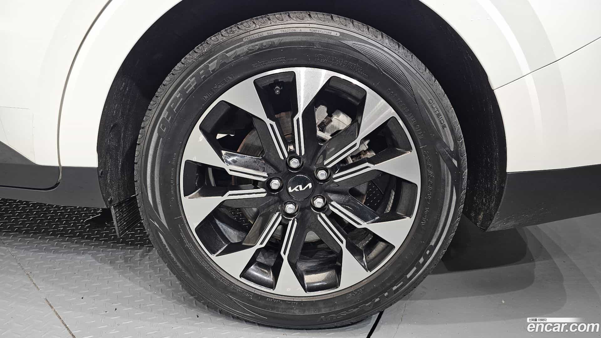 Canival Kia 2023.4-OUTER-031