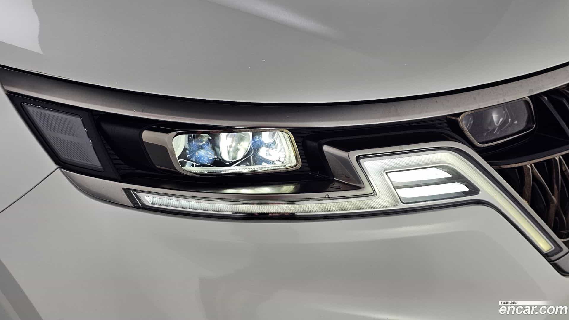Canival Kia 2023.4-OUTER-032