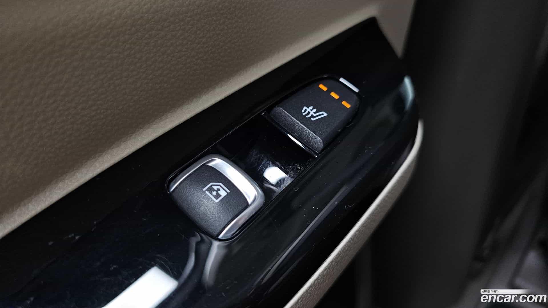 Canival Kia 2023.4-OPTION-041