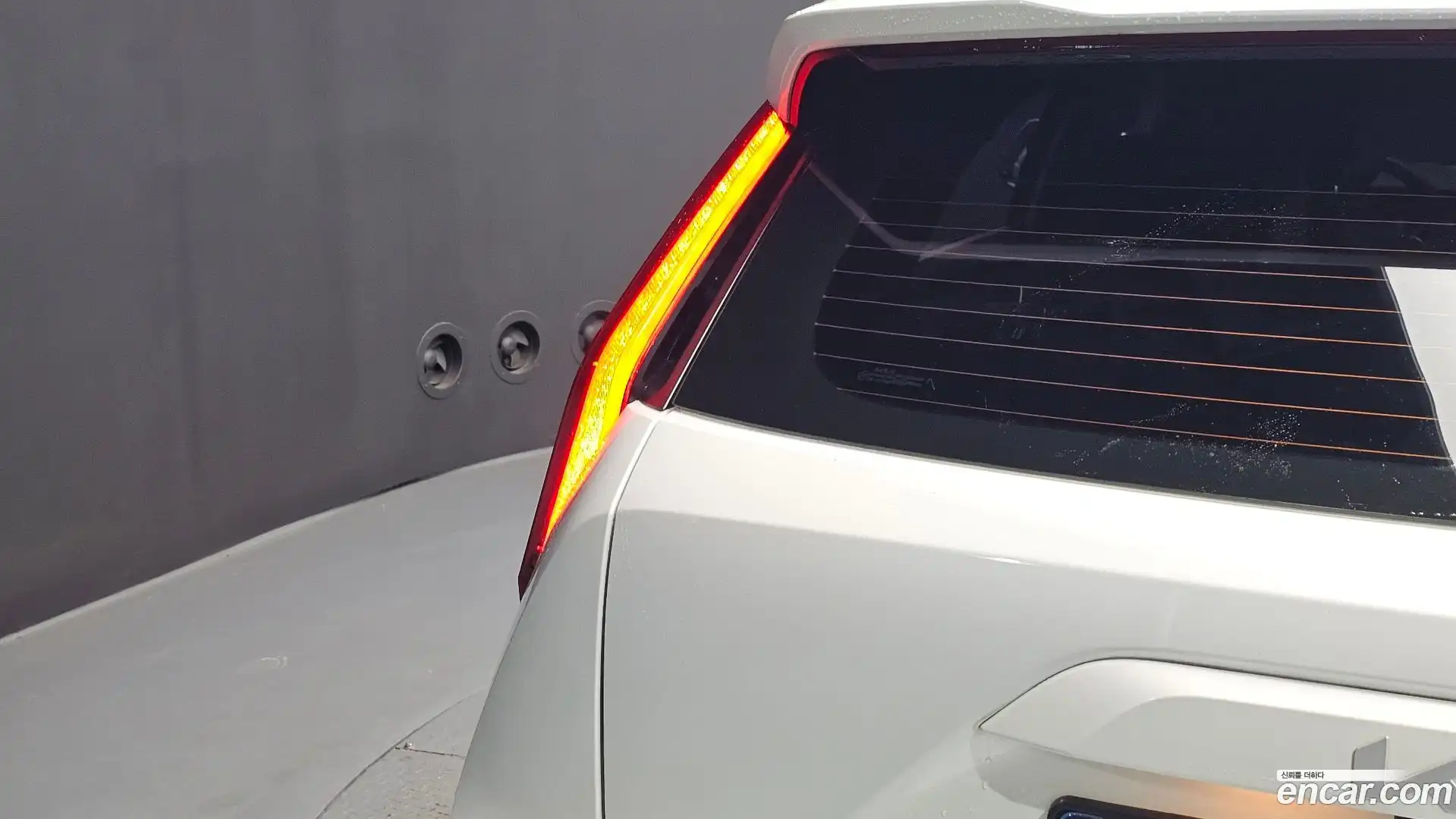 Niro Kia 2022.1-OUTER-033
