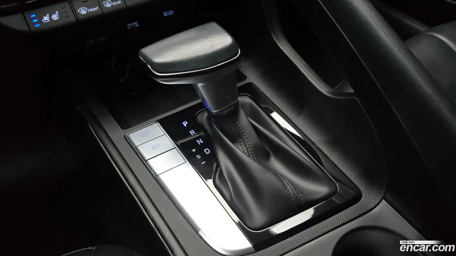 AVANTE Hyundai 2022.3-INNER-009