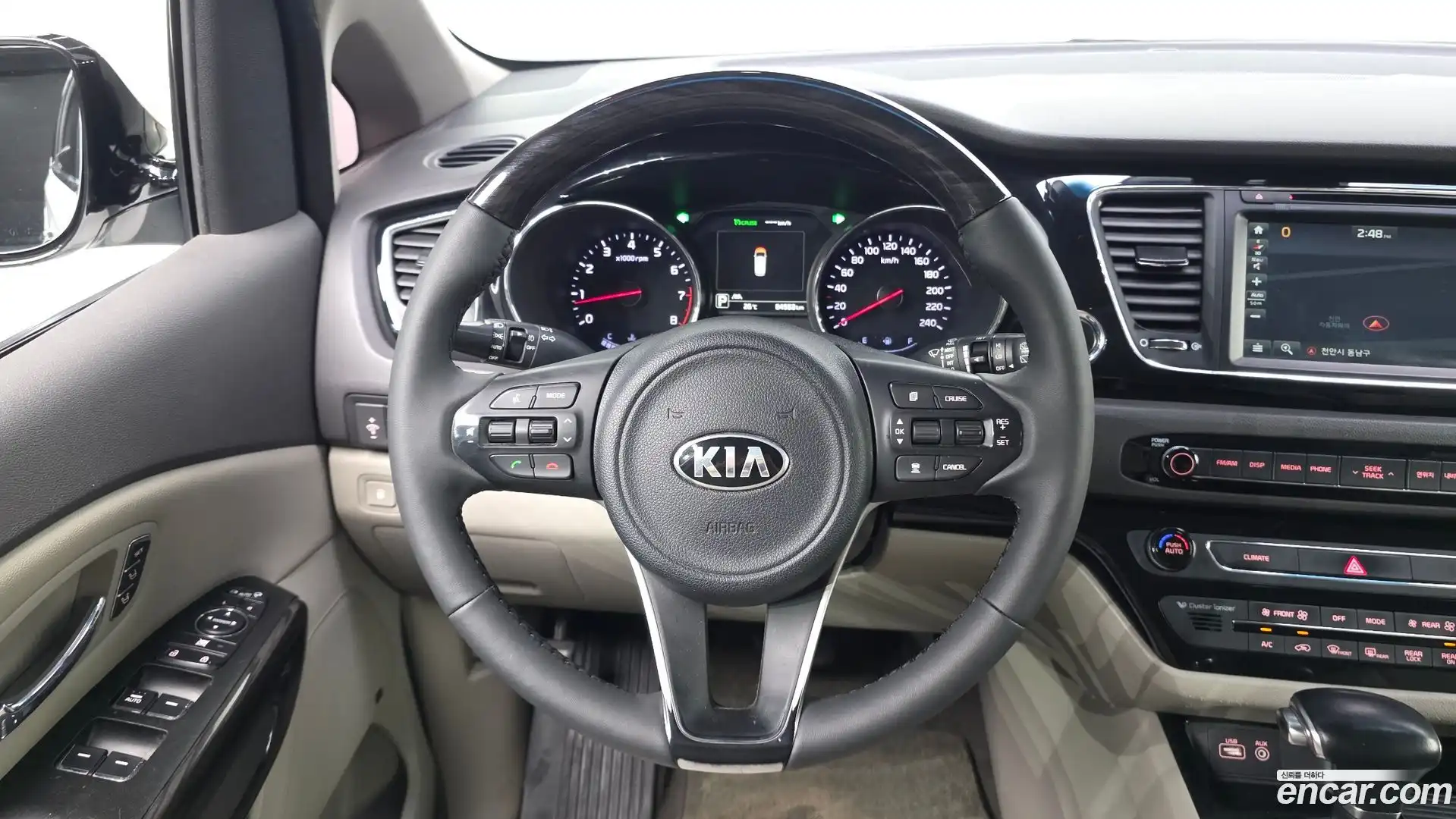 Canival Kia 2017.8-OPTION-019