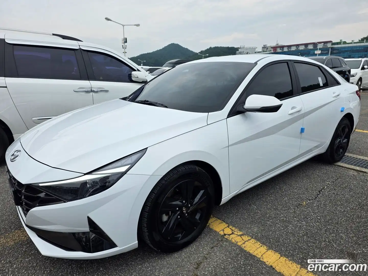 AVANTE Hyundai 2022.4-OUTER-002
