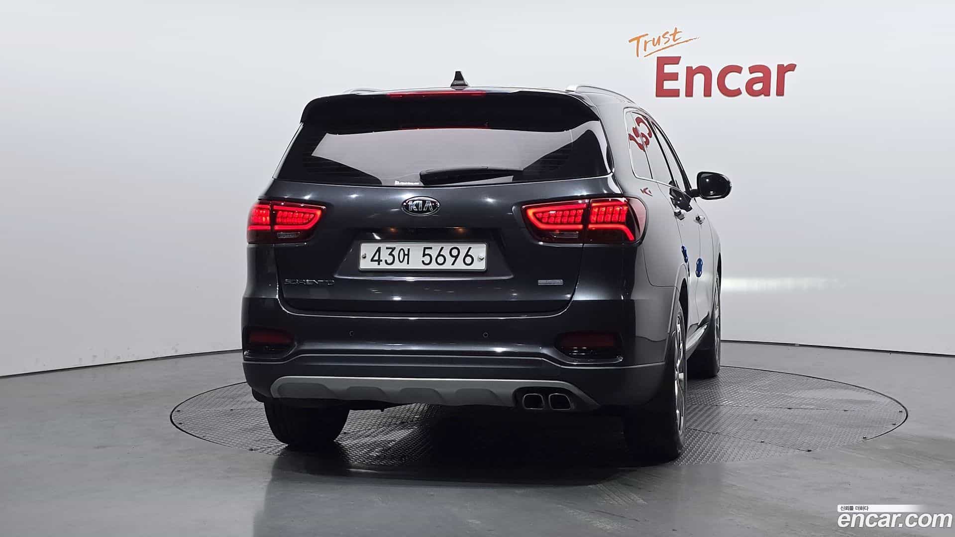 Sorento Kia 2018.8-OUTER-004