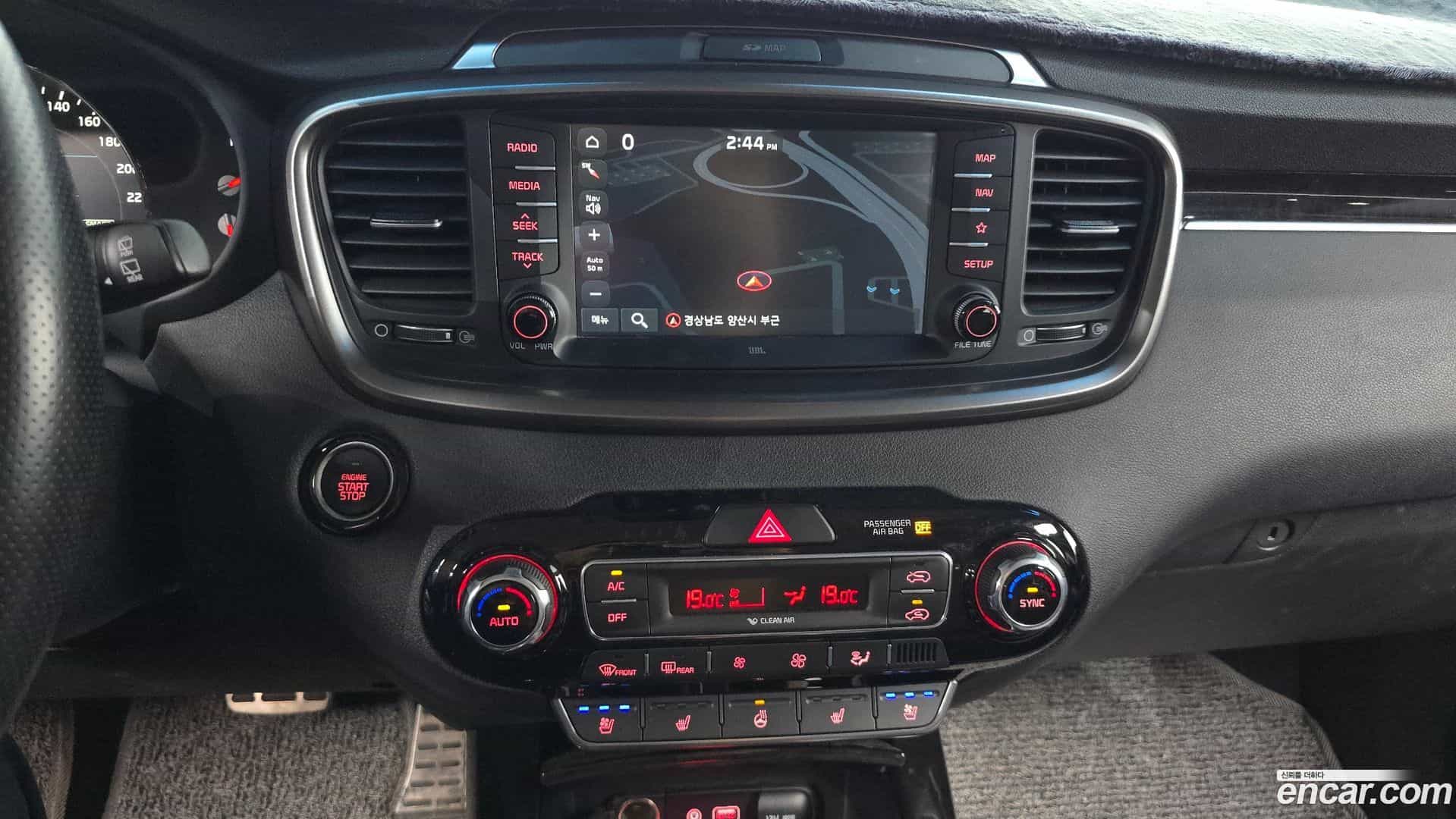Sorento Kia 2018.8-OPTION-019