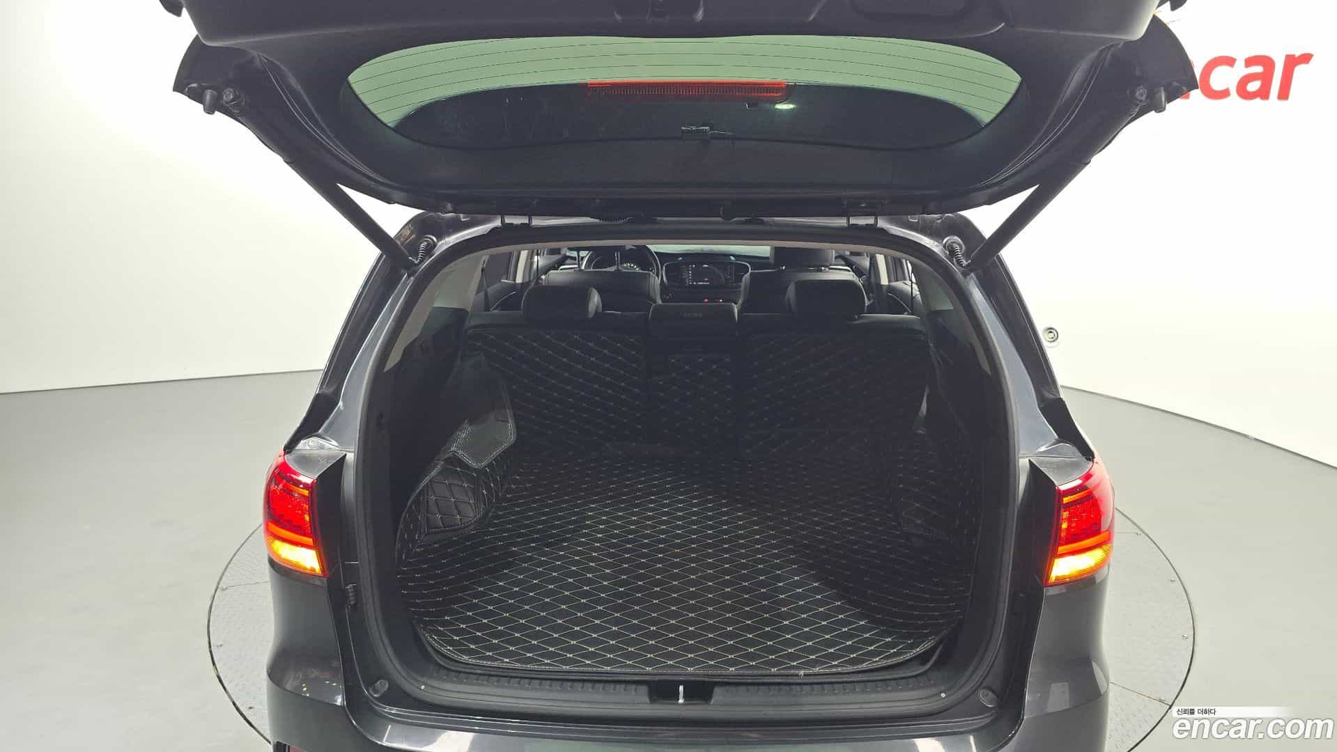 Sorento Kia 2018.8-OPTION-024