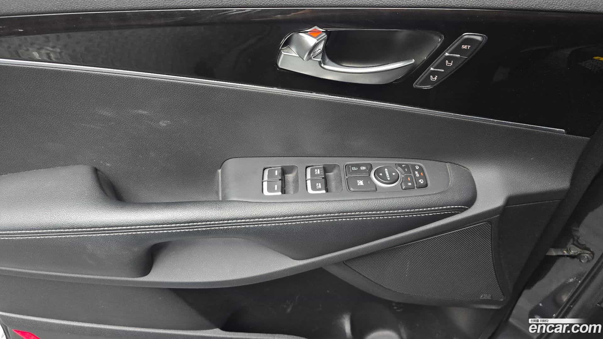 Sorento Kia 2018.8-INNER-035