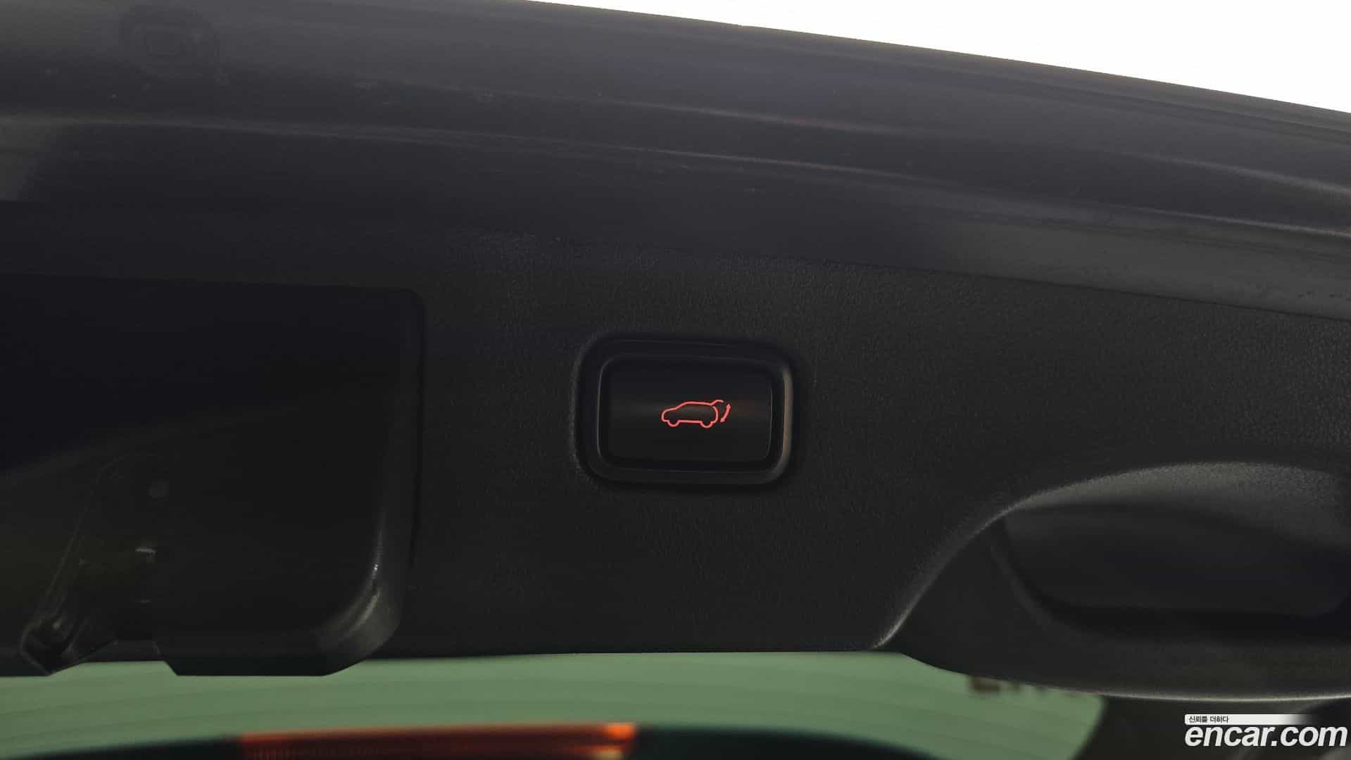 Sorento Kia 2018.8-OPTION-040
