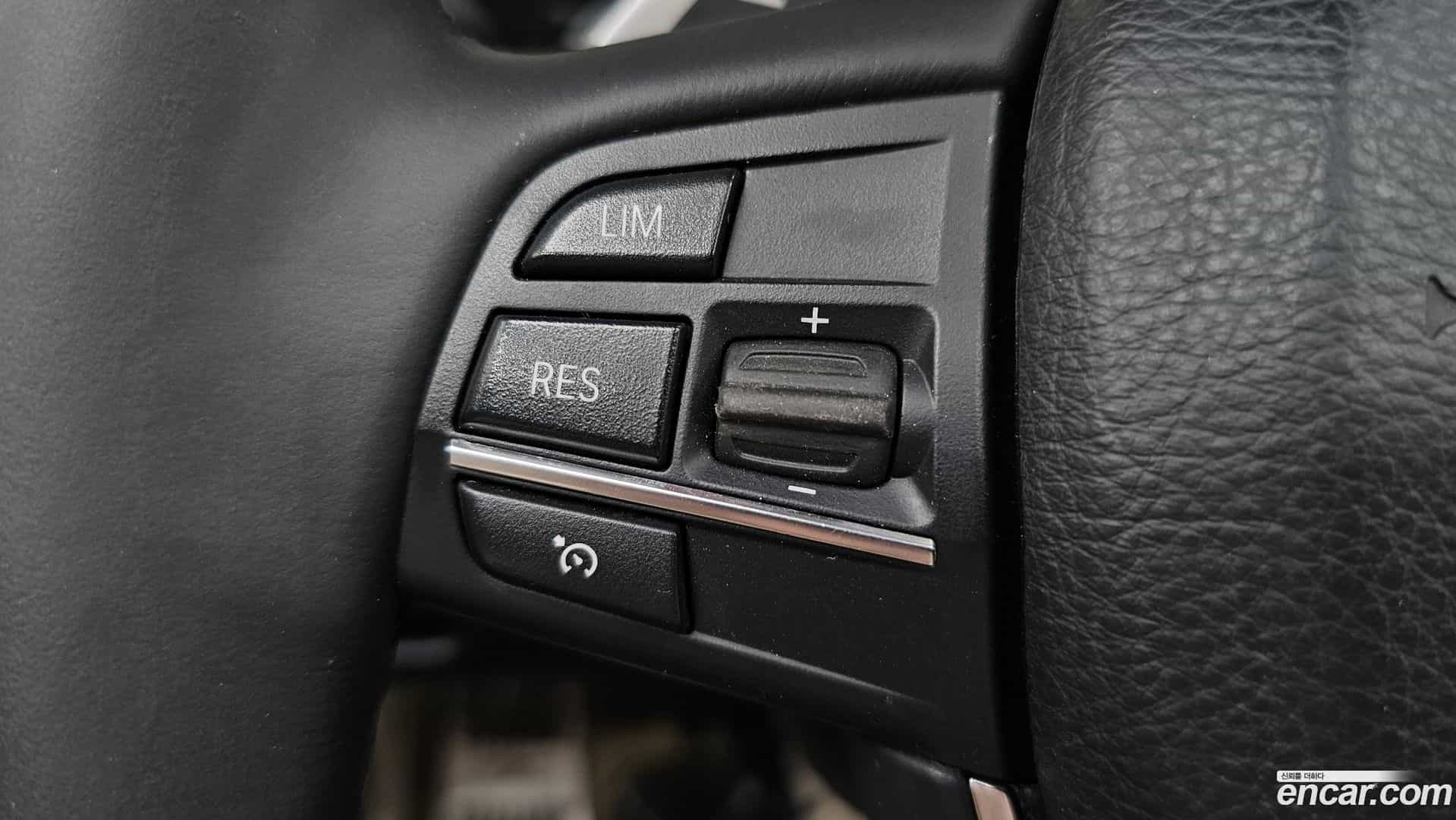 6-Series BMW 2013.5-OPTION-041