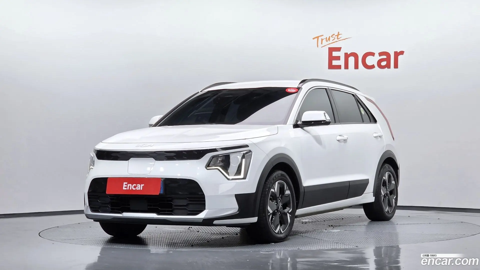 Main__Slider__Photo:Niro Kia 2022.6-0