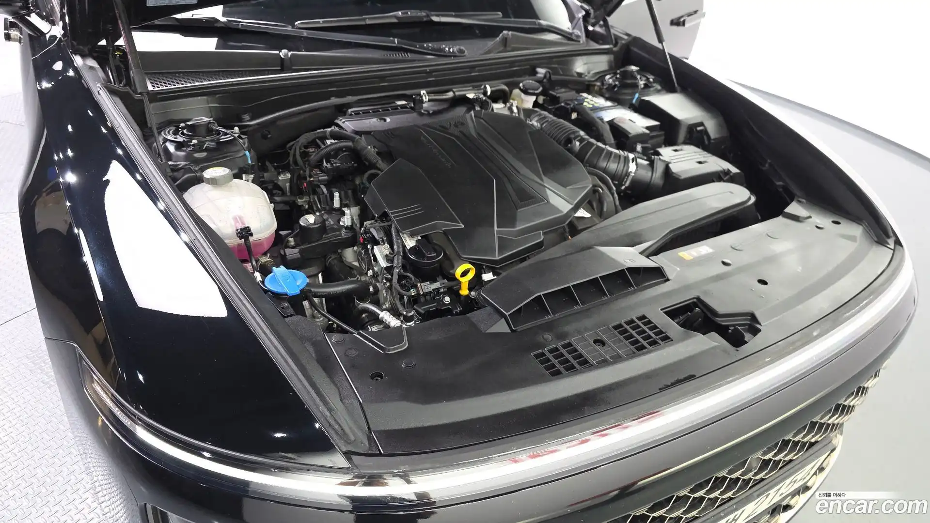 Grandeur Hyundai 2023.0-OUTER-006