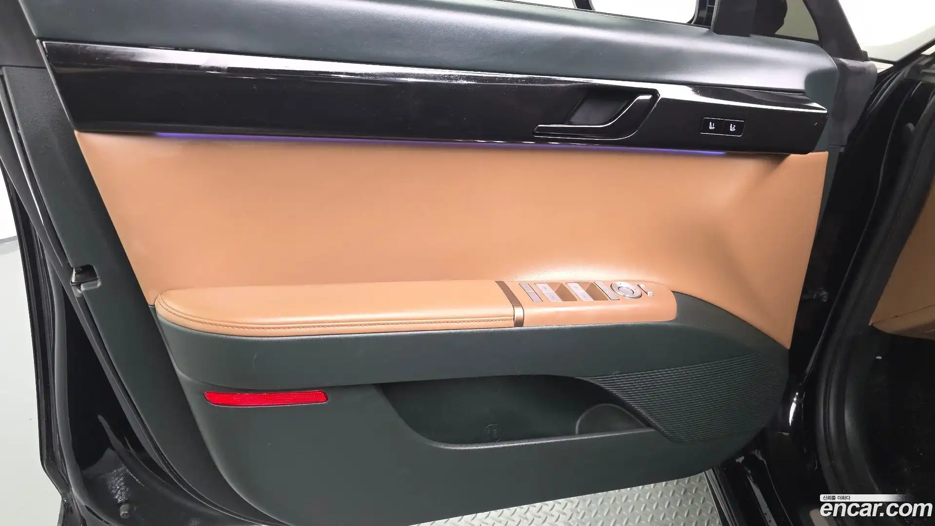 Grandeur Hyundai 2023.0-INNER-034