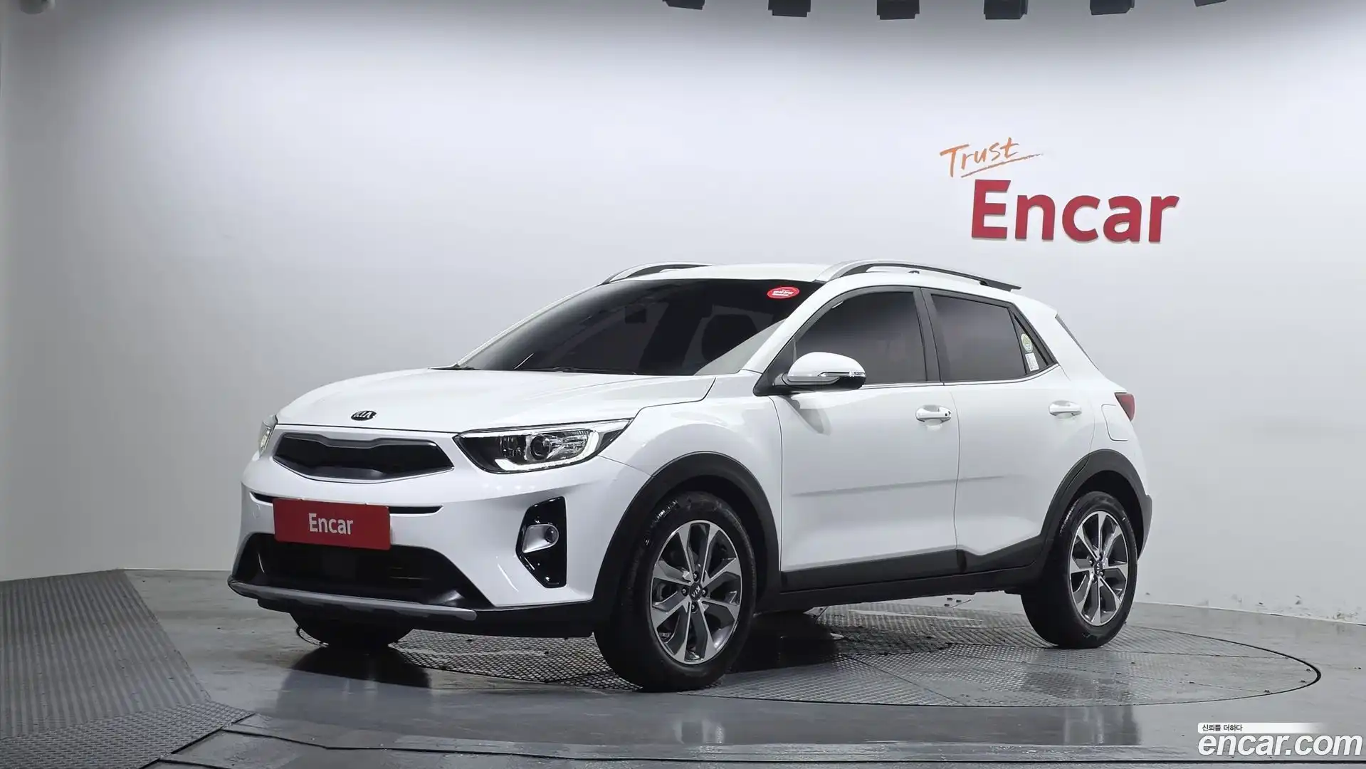 Stonic Kia 2019.3-OUTER-001