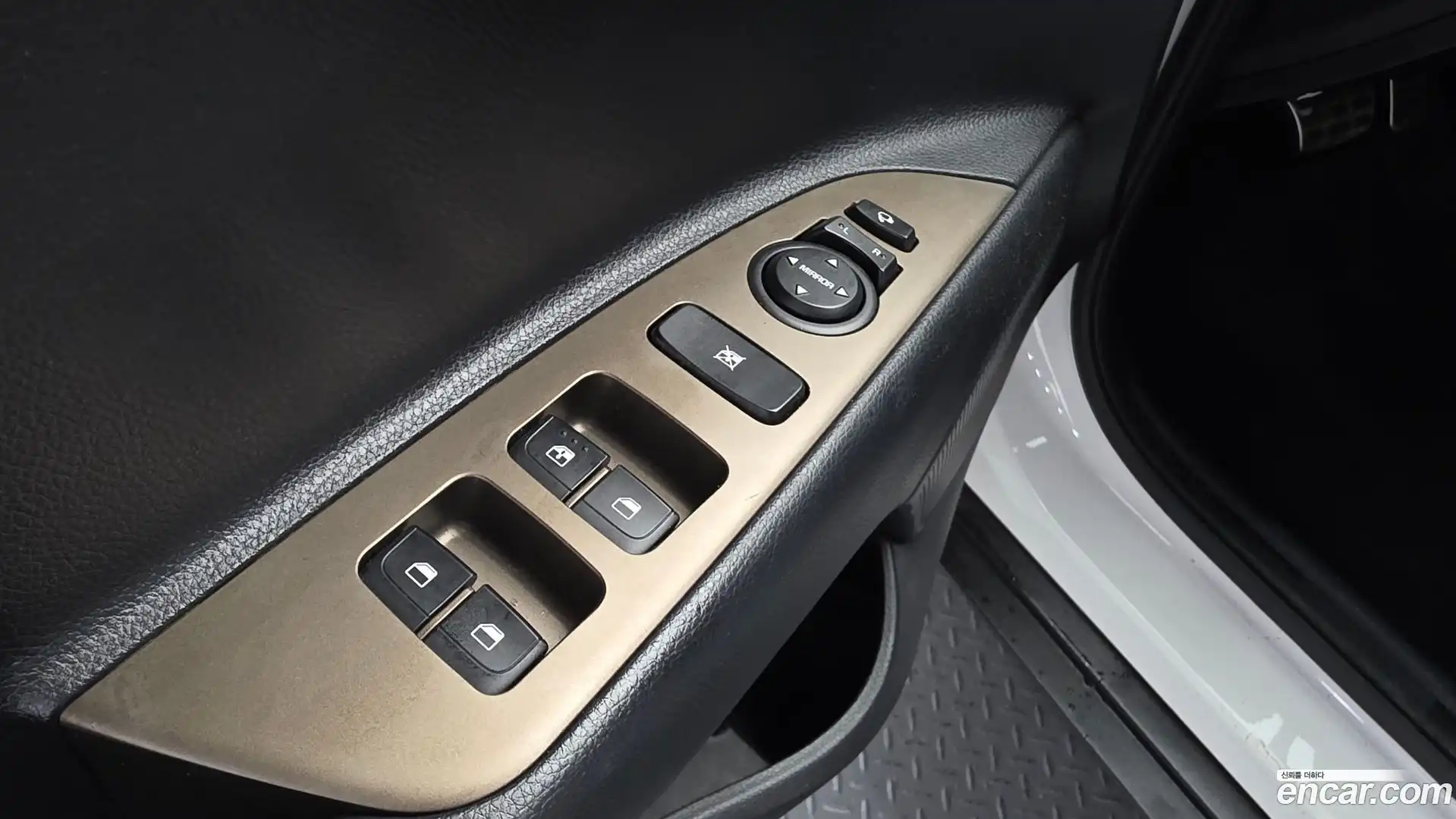 Stonic Kia 2019.3-OPTION-043