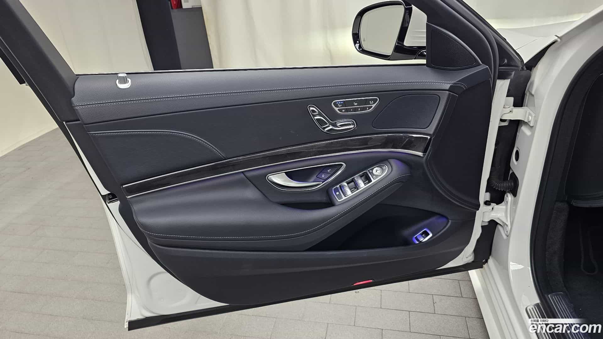 S-Class Mercedes-Benz 2020.2-INNER-034