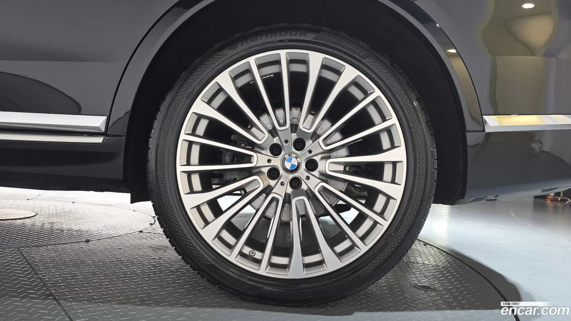 X7 BMW 2021.2-OUTER-031