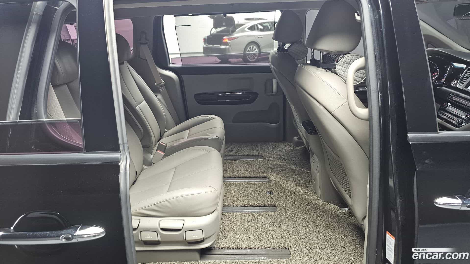 Canival Kia 2018.3-INNER-036