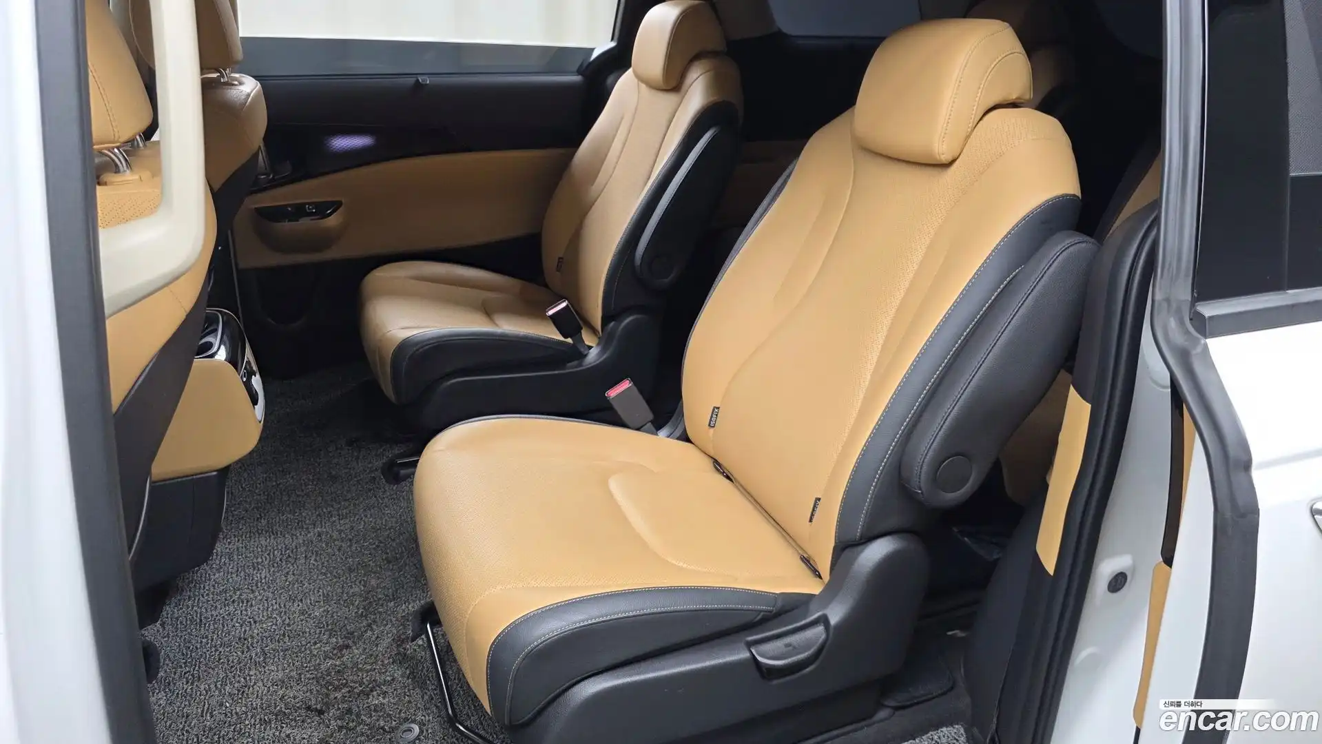 Canival Kia 2022.3-INNER-036