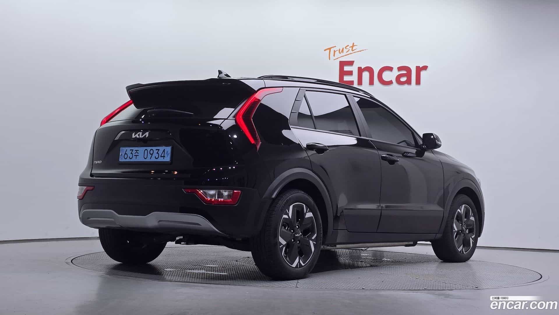 Niro Kia 2023.5-OUTER-002