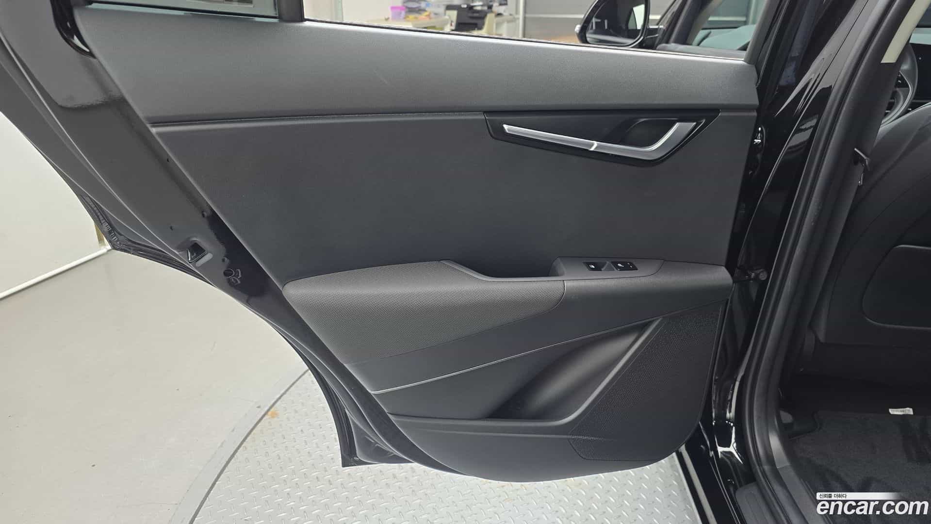 Niro Kia 2023.5-INNER-035