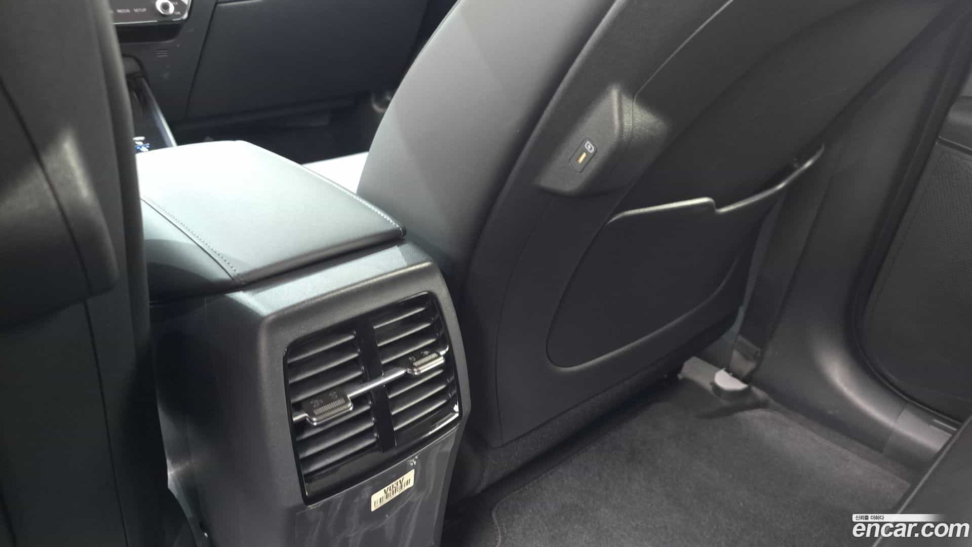 Niro Kia 2023.5-OPTION-042