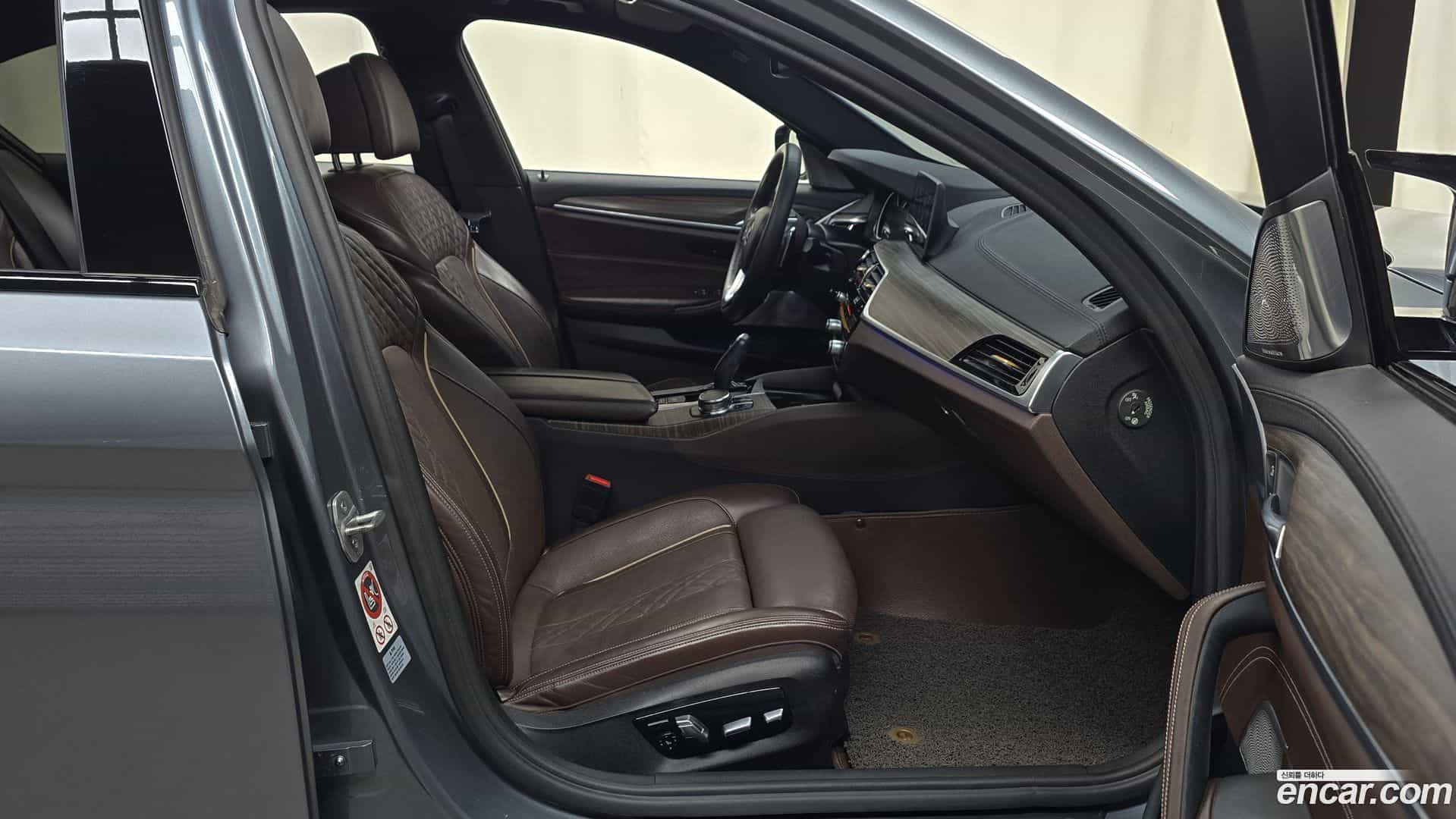 5-Series BMW 2017.3-INNER-036