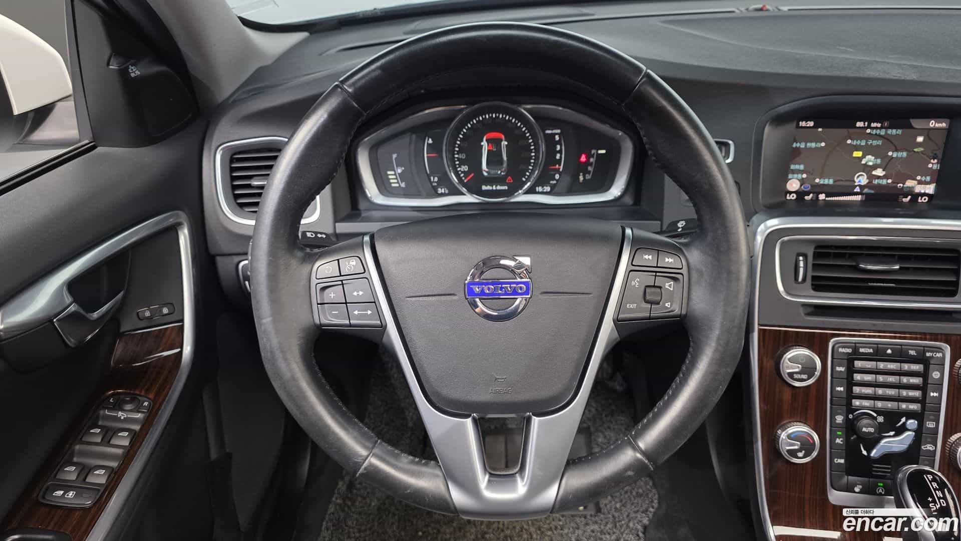 S60 Volvo 2018.5-OPTION-018