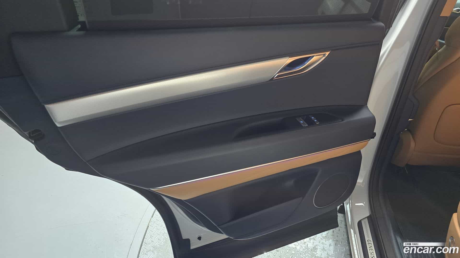 GV80 Genesis 2023.2-INNER-035
