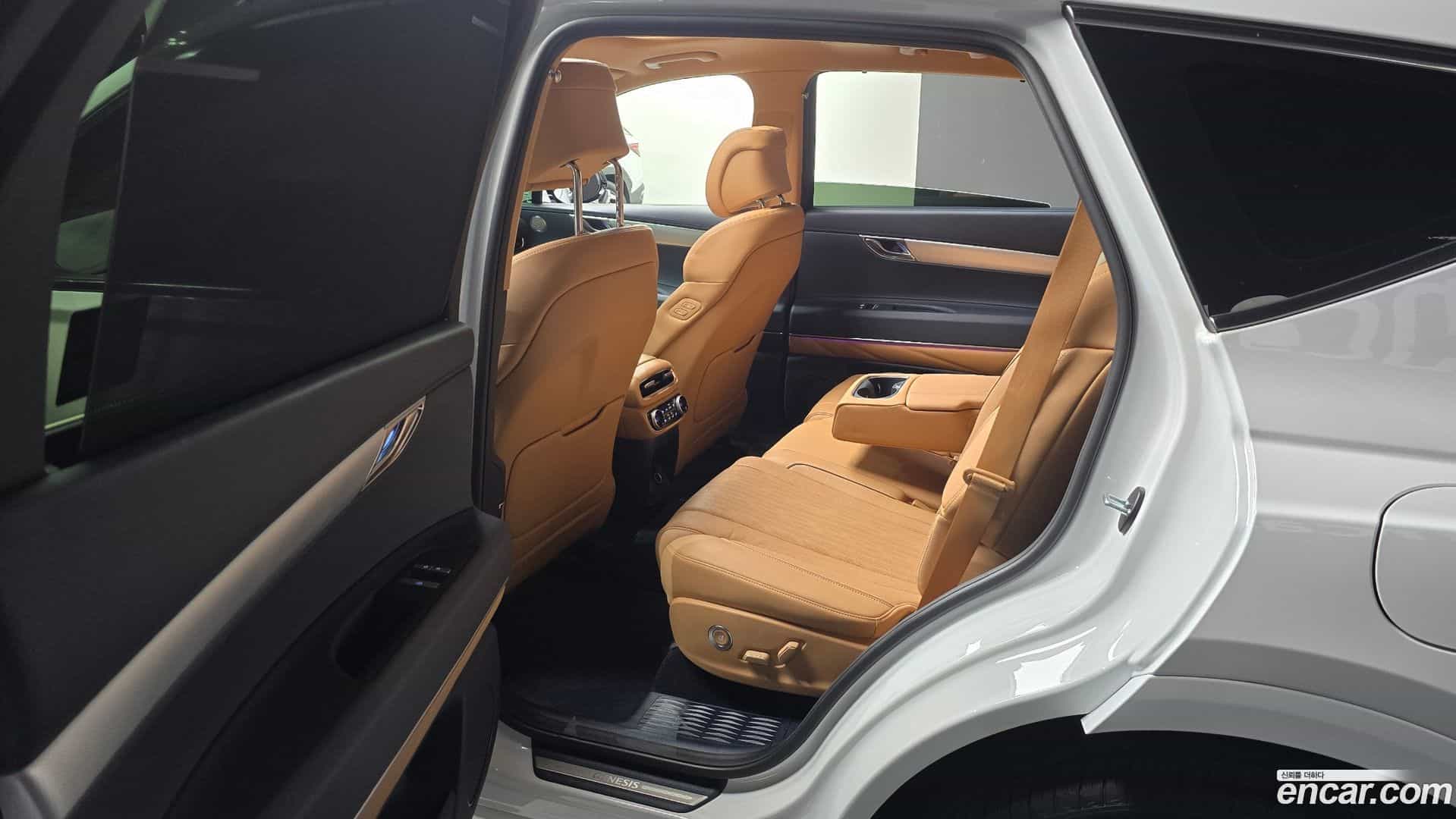 GV80 Genesis 2023.2-INNER-036