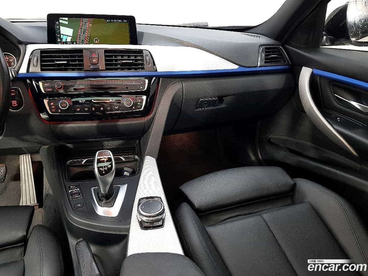 3-Series BMW 2017.2-INNER-010