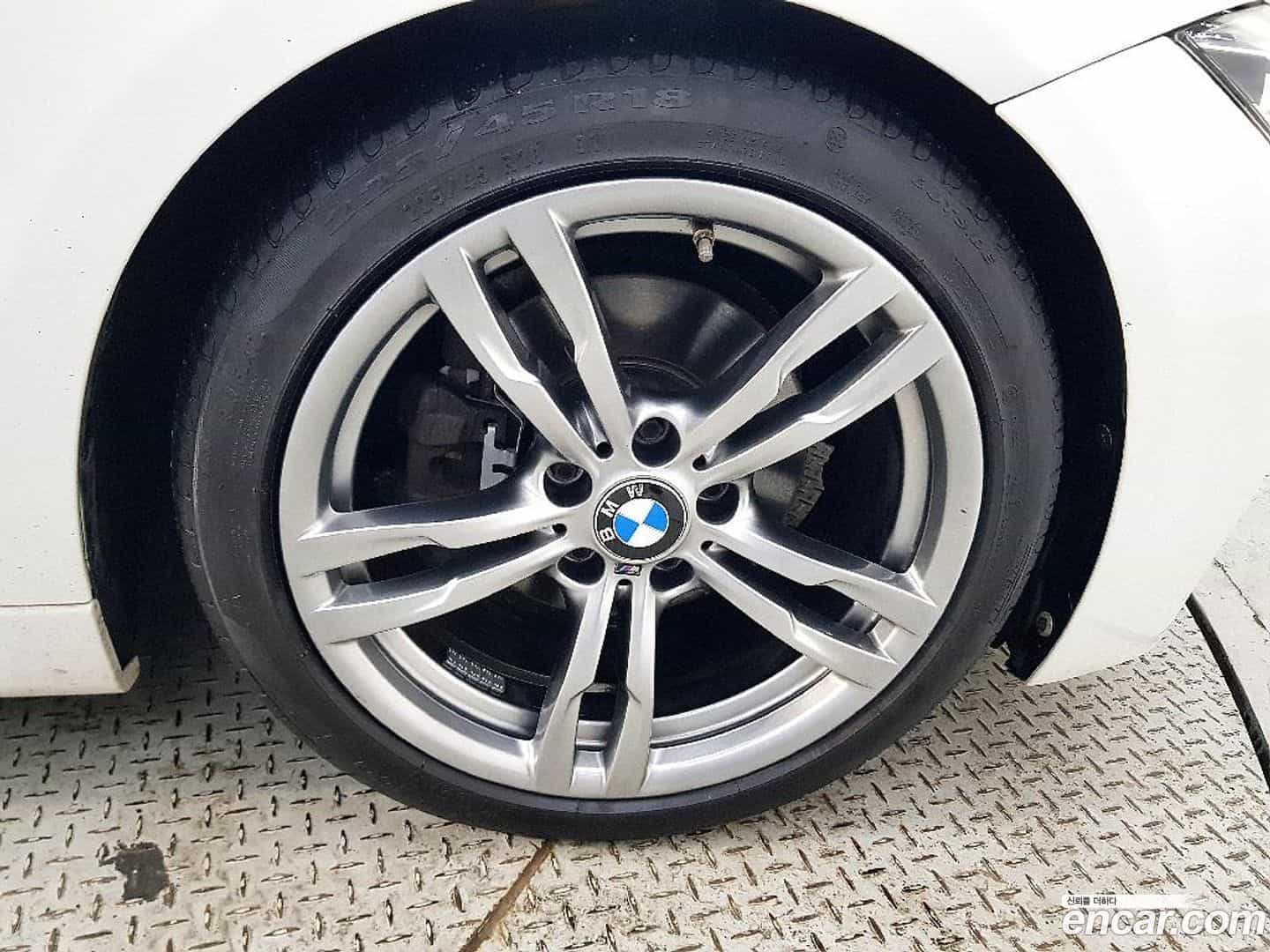 3-Series BMW 2017.2-OPTION-024