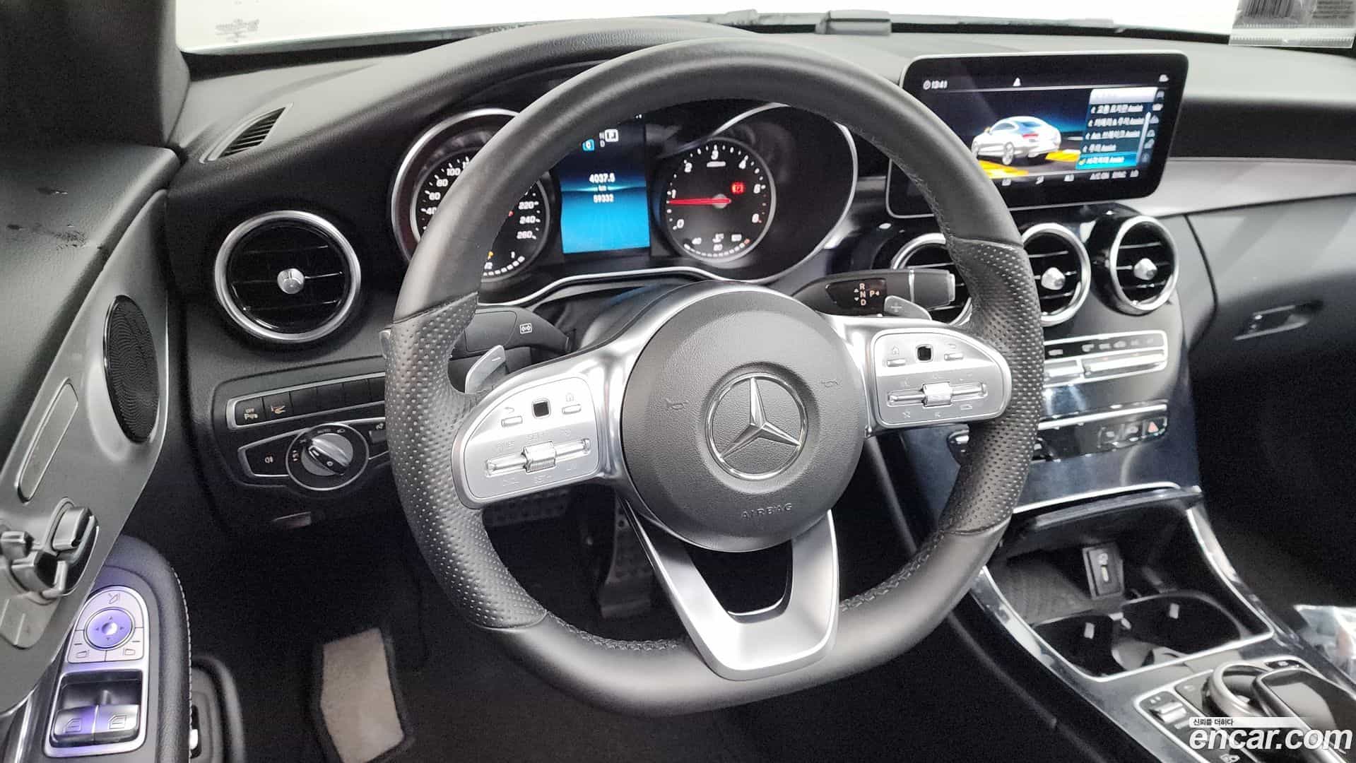 C-Class Mercedes-Benz 2019.4-OPTION-017