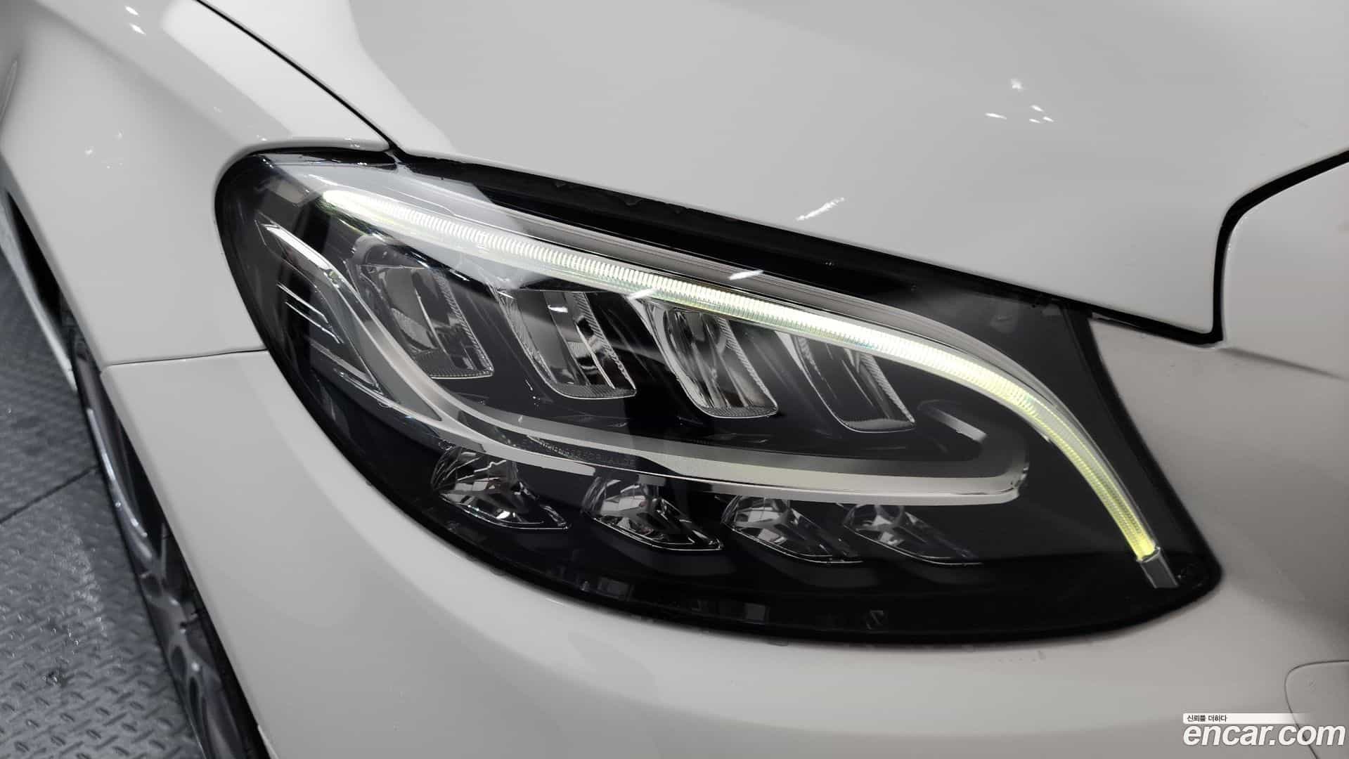 C-Class Mercedes-Benz 2019.4-OUTER-032