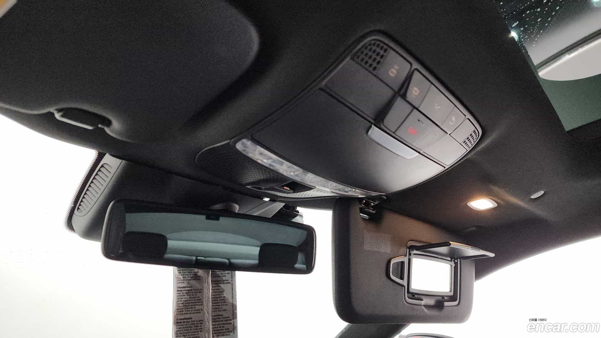 C-Class Mercedes-Benz 2019.4-OPTION-041