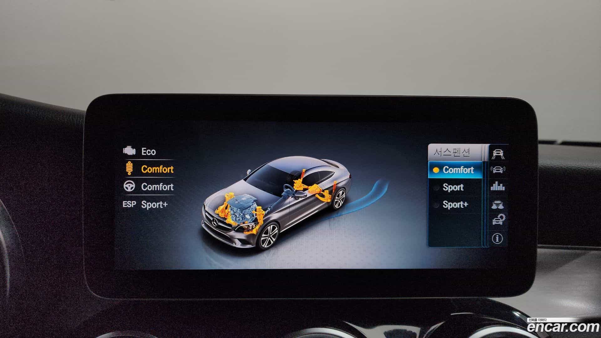 C-Class Mercedes-Benz 2019.4-OPTION-045