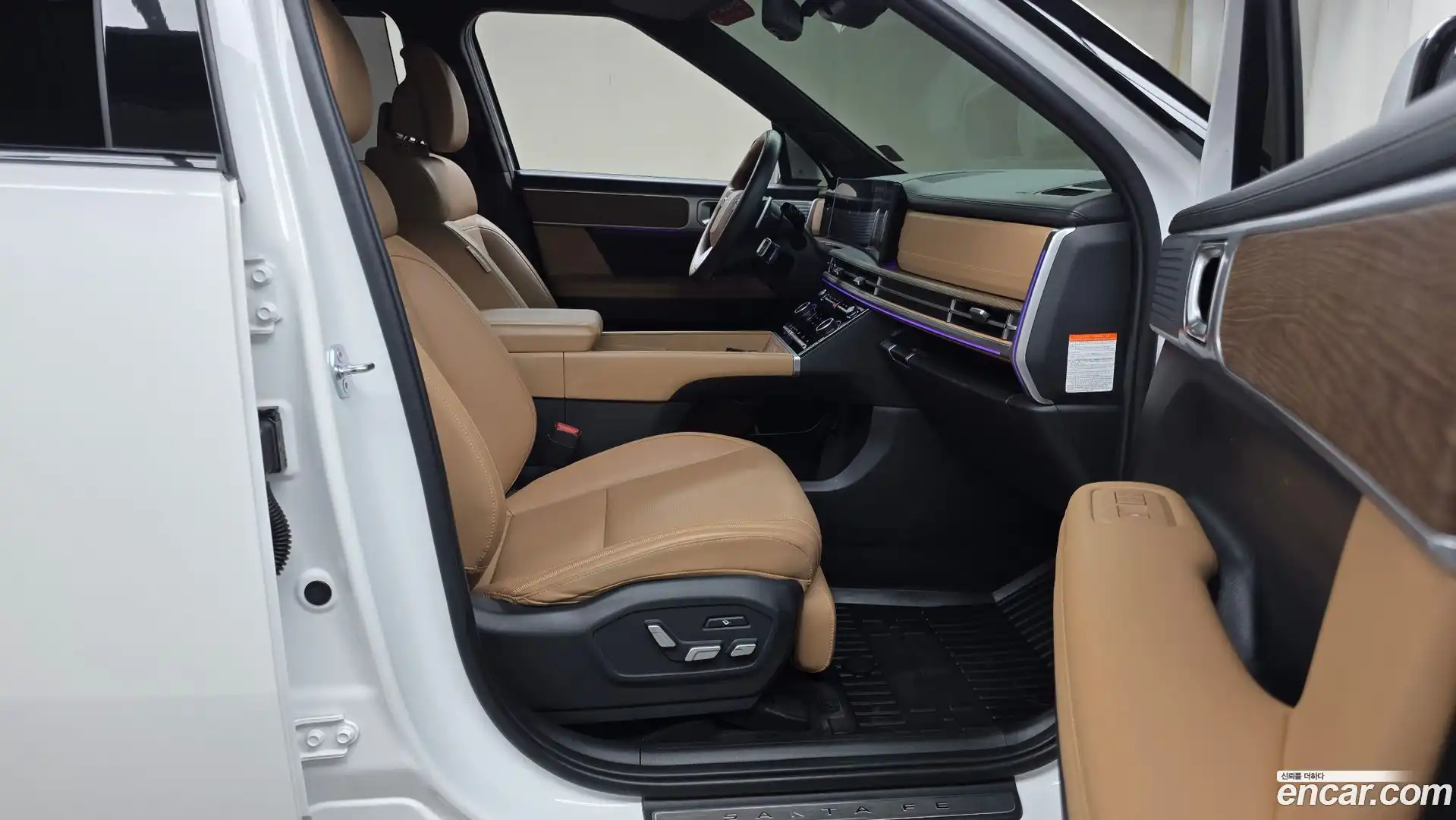 Santafe Hyundai 2024.1-OPTION-015