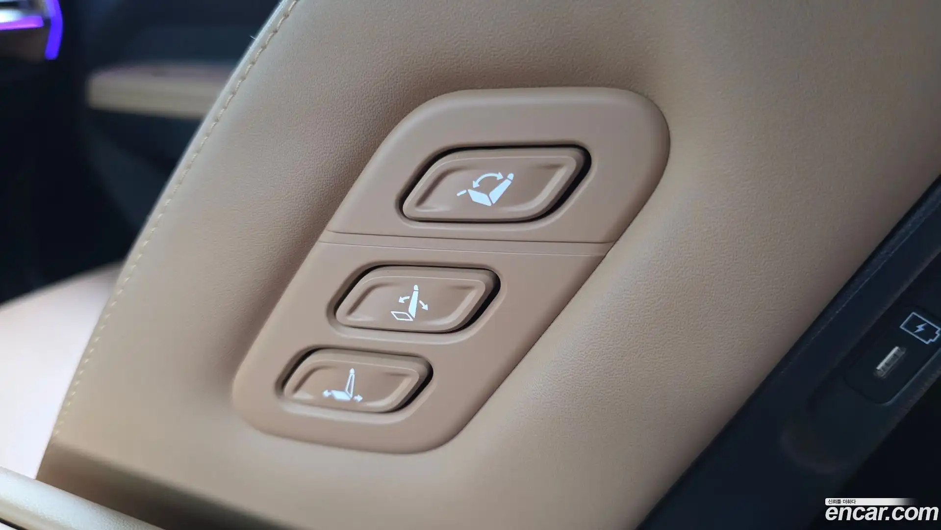Santafe Hyundai 2024.1-OPTION-021